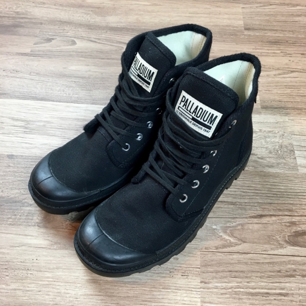 Palladium boots